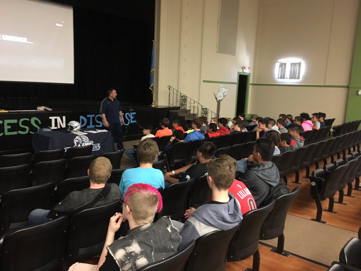 EnidStrength's tweet photo. Emerson signing day was a success! #PlantTheFlag #IMDAL https://t.co/jaJZCWy8KT