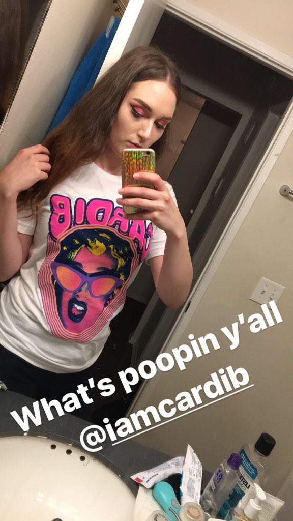Adela_Adson's tweet photo. Okurrrr @iamcardib #cardib #cardibmerch #cardibtshirt https://t.co/3w6F8QyWjt