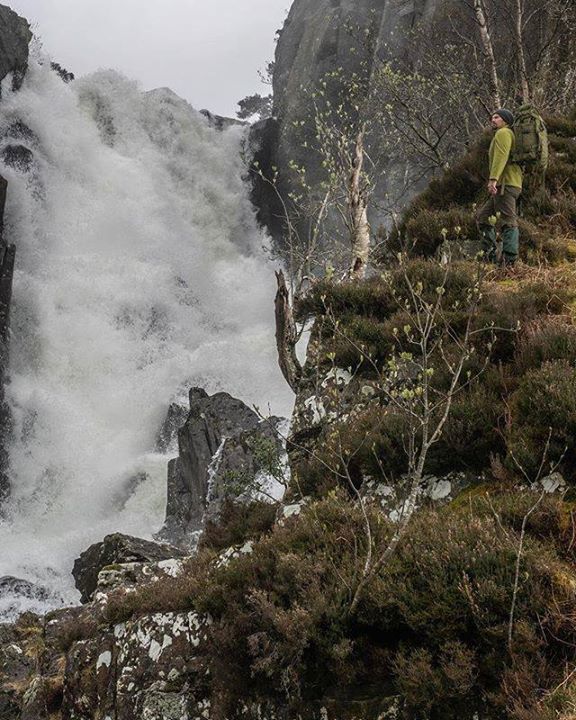 Karrimorsf's tweet photo. Epic scenes in Snowdonia with @explorerjust and his @karrimorsf Predator Patrol 45 . . . . #karrimorsf #mykarrimorsf #hiking #rucksacks #backpacks #outdoors #bushcraft #camping #expedition #bushcrafting #military #getoutdoors #ordnancesurvey #camp #campc… https://t.co/A0sw1w7FcG https://t.co/zSfBdeioLP