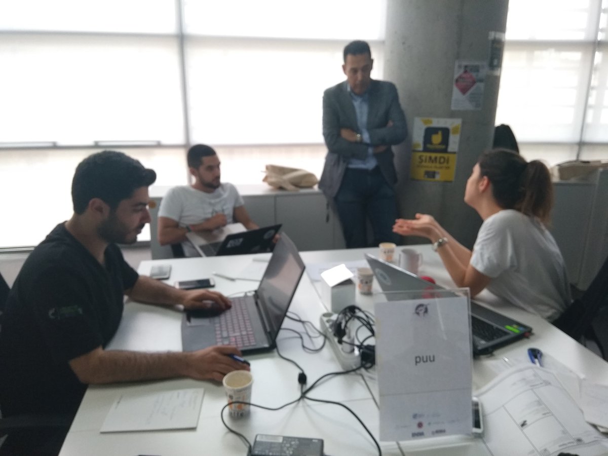 startinizmir's tweet photo. 1- @izmirkalkinma Ajansı, @Teknoparkizmir_ ve @GreenGrowthFund işbirliğinde, @ensiatr ve @TCBEBKA desteğiyle düzenlenen #Hack4Energy'nin ilk gününde İzmir'de @startinizmir neler oldu? https://t.co/68sgRjsbL5