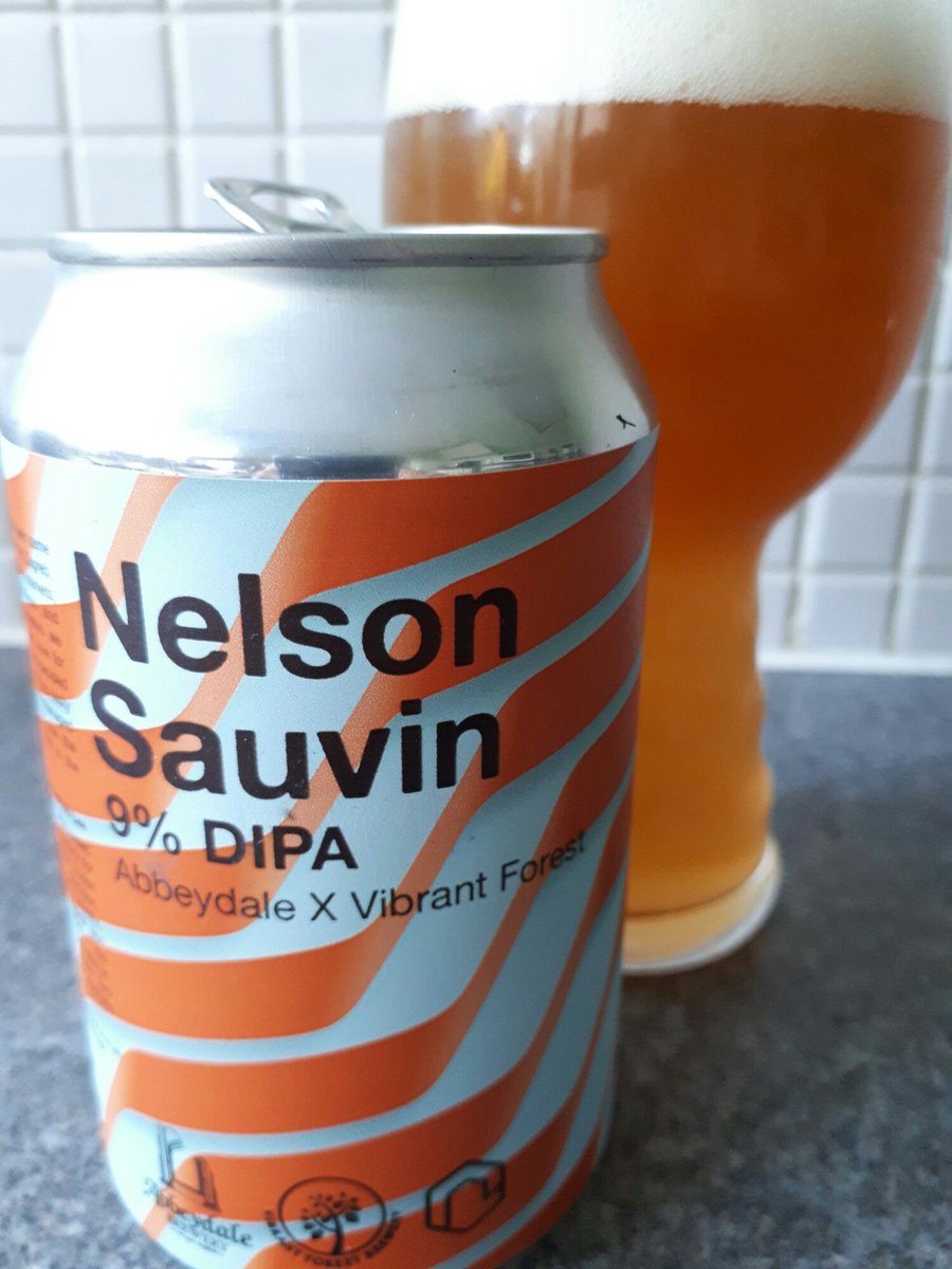 Barbecuing is surprisingly thirsty work. #NowDrinking <a href="/AbbeydaleBeers/">Abbeydale Brewery</a> / <a href="/Vibrant_Forest/">Vibrant Forest</a> Nelson Sauvin DIPA.