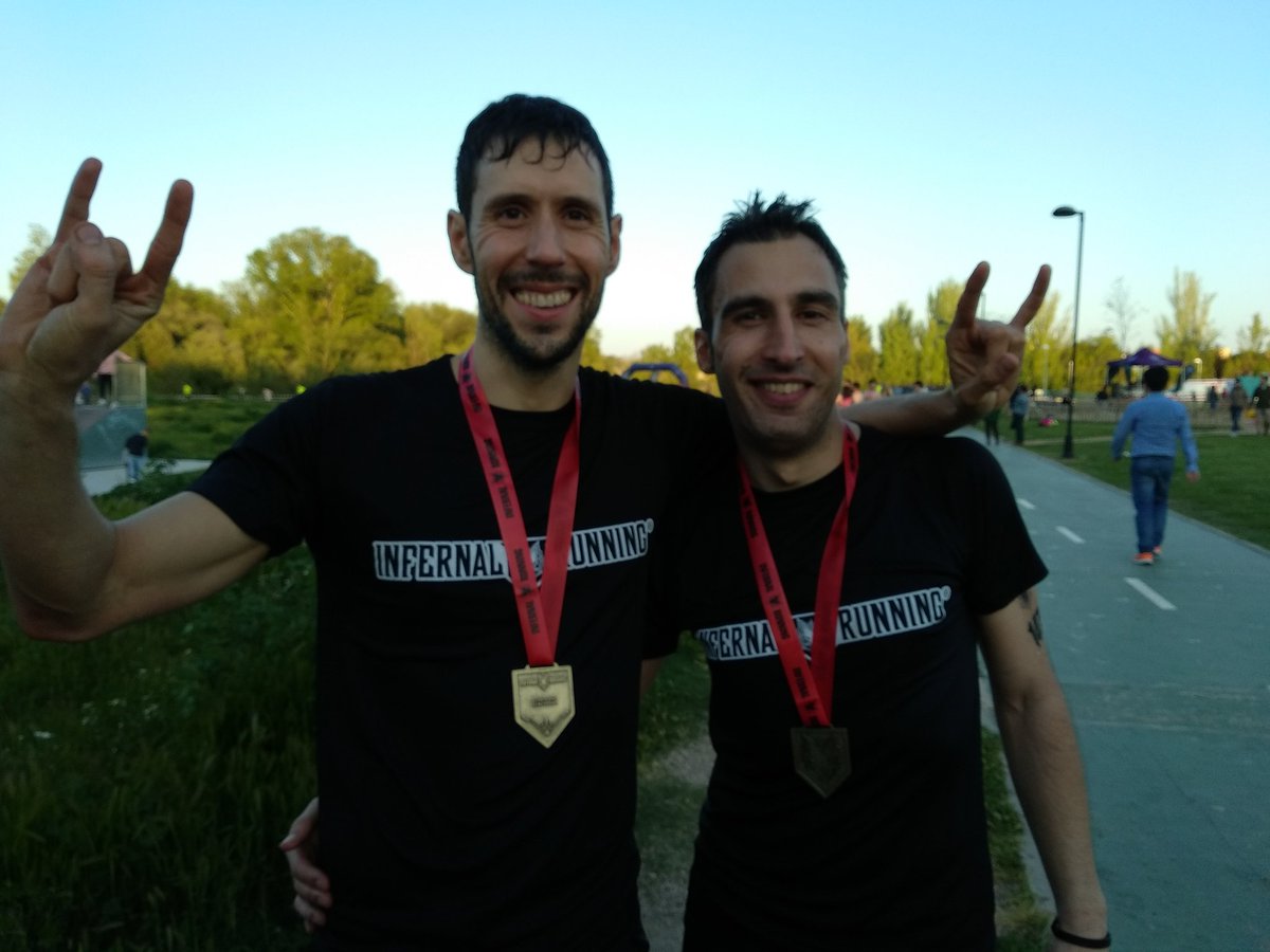 Empezamos el finde eligiendo cerámicas y sin saber como acabamos nadando en el Tormes #InfernalRunning