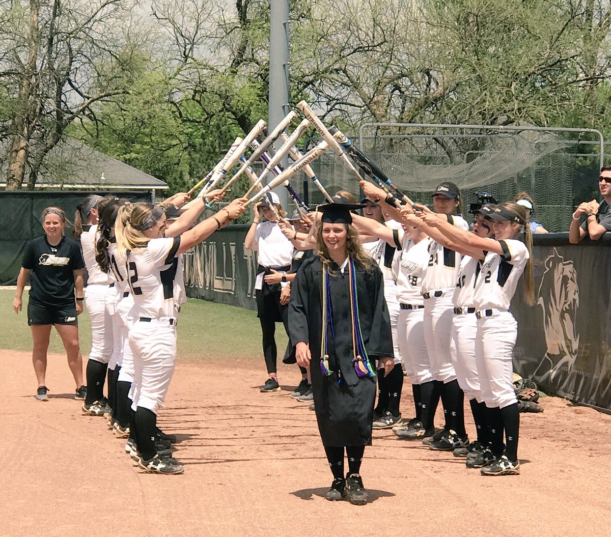 One of the coolest parts of the job is Softball Semifinal Saturday graduations! Congrats to <a href="/HardingSports/">Harding Sports</a>’ Madi Trump &amp; <a href="/MuleriderSports/">Mulerider Athletics</a>’ Monica Islava, Sydney Johnson, &amp; Jill Roye.