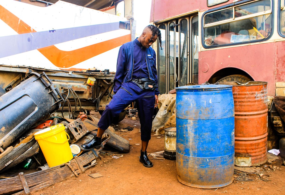 Khosto_Badass's tweet photo. More snaps from the @EyeInYouStyling first conceptual shoot. π
Photo Cred: @TheSeriesmaker
Check out more styling by I in U on these other social media platforms
Instagram: @Eyeinyou_styling
Facebook: I in U (@EyeInYouStyling)
#EyeInYouStyling #TheFashionRelatives https://t.co/NtLEXySdUb
