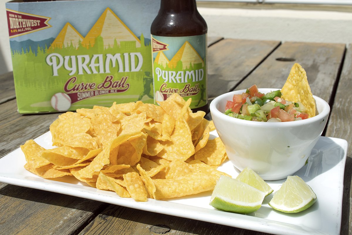PyramidBrew's tweet photo. Happy Cinco de Mayo and Mariners game day! Visit us at the Alehouse to grab a Curveball before heading over to Safeco. #pyramidbrew #seattlemariners https://t.co/GAfDDAuDzo