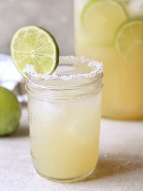 CarbonesKitchen's tweet photo. Sip away your worries this Cinco de Mayo with some Margarita specials! https://t.co/yuazIgYEco