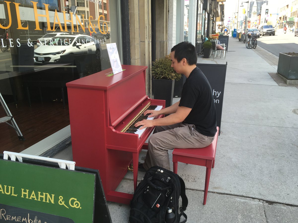 PaulHahnPianos's tweet photo. This guy is great! https://t.co/qeXff97rbn