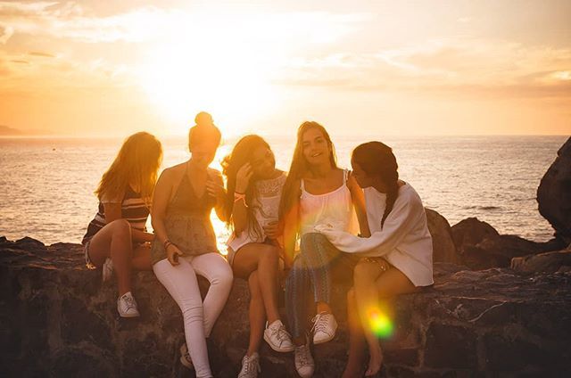 NSZarautz's tweet photo. Queremos más postales como esta ♥
Horrelako oroimen gehiago nahi ditugu.
.
#northshorezarautz
#Zarautz #surf
#surfcamp #surfhouse #surfschool
#sea #beach #sun #waves #summer #BasqueCountry
#mar #playa #sol #olas #verano #PaisVasco
#itsasoa #hondartza… https://t.co/uyzVvj3UtQ https://t.co/jidRokya4J