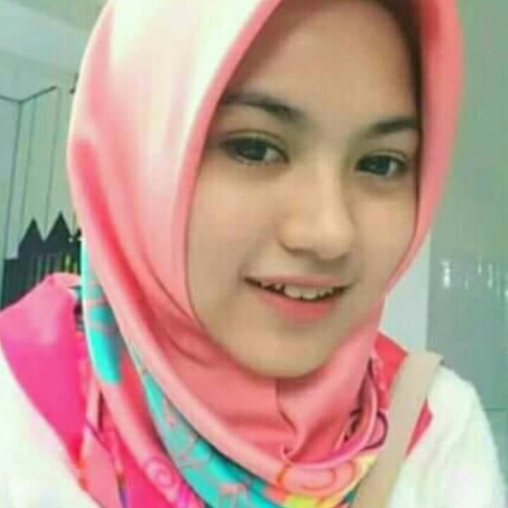 SuciTenri's tweet photo. #FotoProfilBaru https://t.co/Ey4CejG2Sz