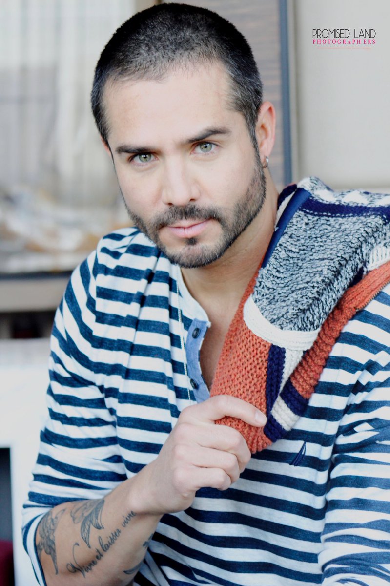 promisedland_ph's tweet photo. Hola familia.... les contamos que hicimos fotazas con @JoseRon3 ya nos siguen en Instagram!!! síganos!!! https://t.co/0KbawCpCA0