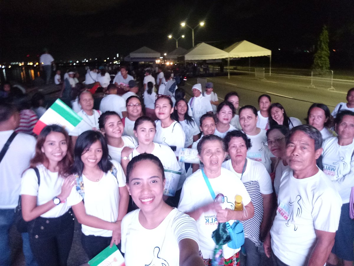 JewyTan's tweet photo. Ilang oras nalang po! Hihihi. 
#INCwalktofightpoverty https://t.co/C6eIyECuCJ