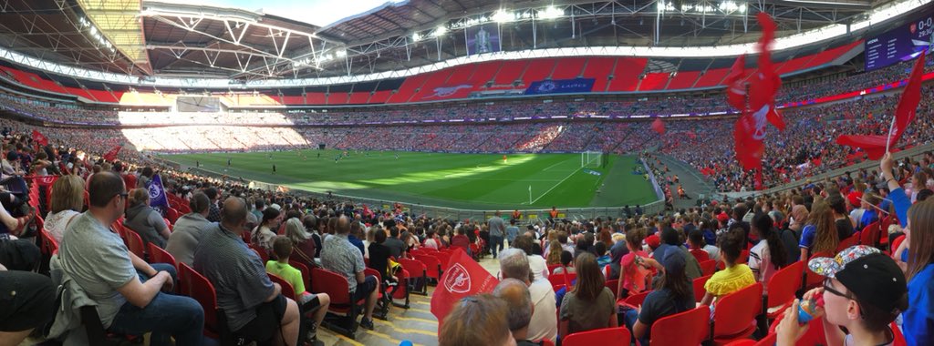 Mertonjunior's tweet photo. Fantastic day at Wembley #FACup #Wembley https://t.co/CQb4I3mlco