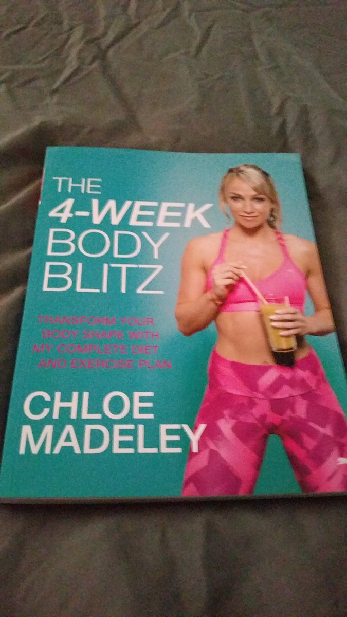 Hayleyjpearson's tweet photo. @MadeleyChloe This arrived this afternoon. Start on Monday in conjunction with running # fitness #4WeekBodyBlitz https://t.co/zGqoyUnJbu