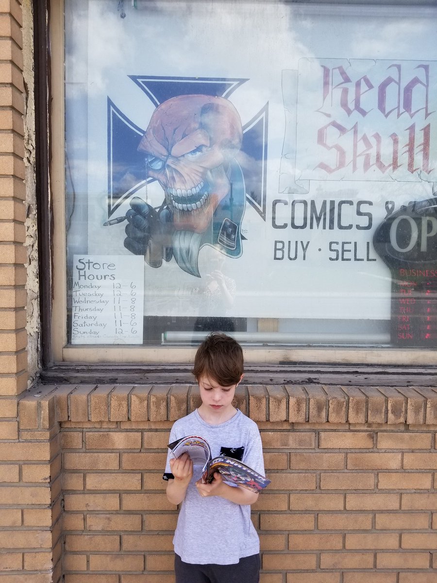 maxalytics's tweet photo. Thank you, @redd_skull for the THREE free comics! I will be back to buy comics in the future! #yyc #FreeComicBookDay https://t.co/nHLCiqPZ3e