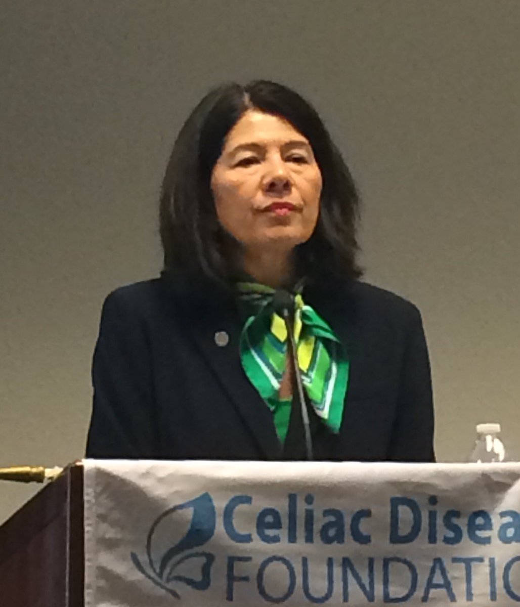 CalCeliac's tweet photo. Sheila Crowe MD: For patients on a strict GF diet but not diagnosed - a gluten challenge is not necessarily right for everyone- can be too difficult and make you ill. First get genetic test. #CDFEXPO https://t.co/WXxRXEtp2O