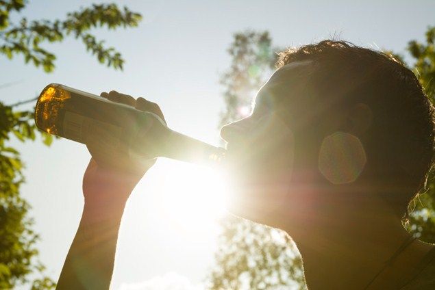runnersworlduk's tweet photo. As it's a bank holiday, here's a study that proves moderate beer intake has NO ill effects on post-running recovery (as if we needed another excuse) - https://t.co/sW4J1bV9Rt https://t.co/Xj1nEJxJvQ