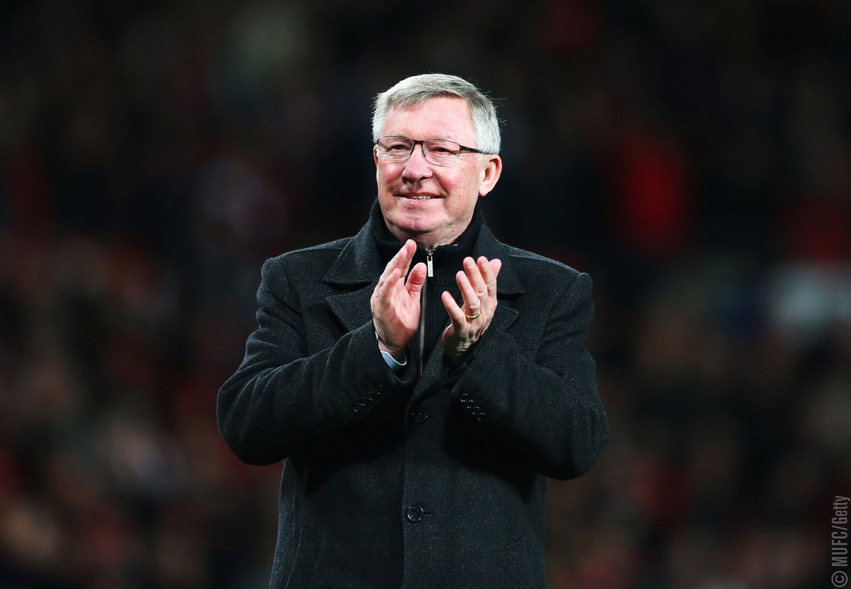 ManUtd_Es's tweet photo. Sir Alex Ferguson se sometió hoy a una cirugia por una hemorragia cerebral. El proceso va muy bien pero necesita un periodo de cuidados intensivos para su recuperación. La familia pidió privacidad sobre el tema.

Todos en el Manchester United le enviamos nuestros mejores deseos. https://t.co/thu5HMwCH7