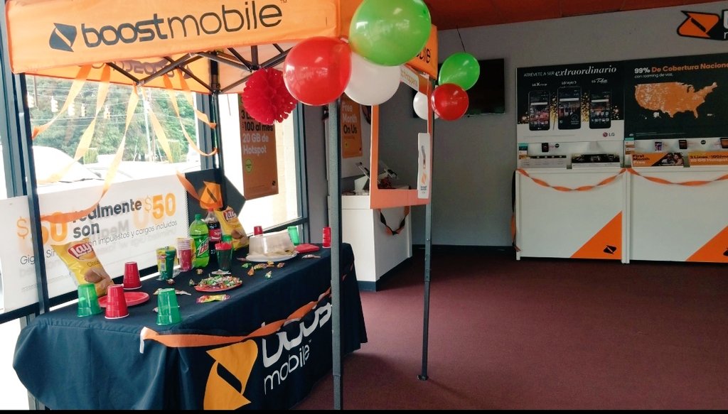 SBCprepaid's tweet photo. From lexington and mocksville #cincodeboost @SPGWinston @FrankDeleon_VIP https://t.co/ExPtwYpdbR