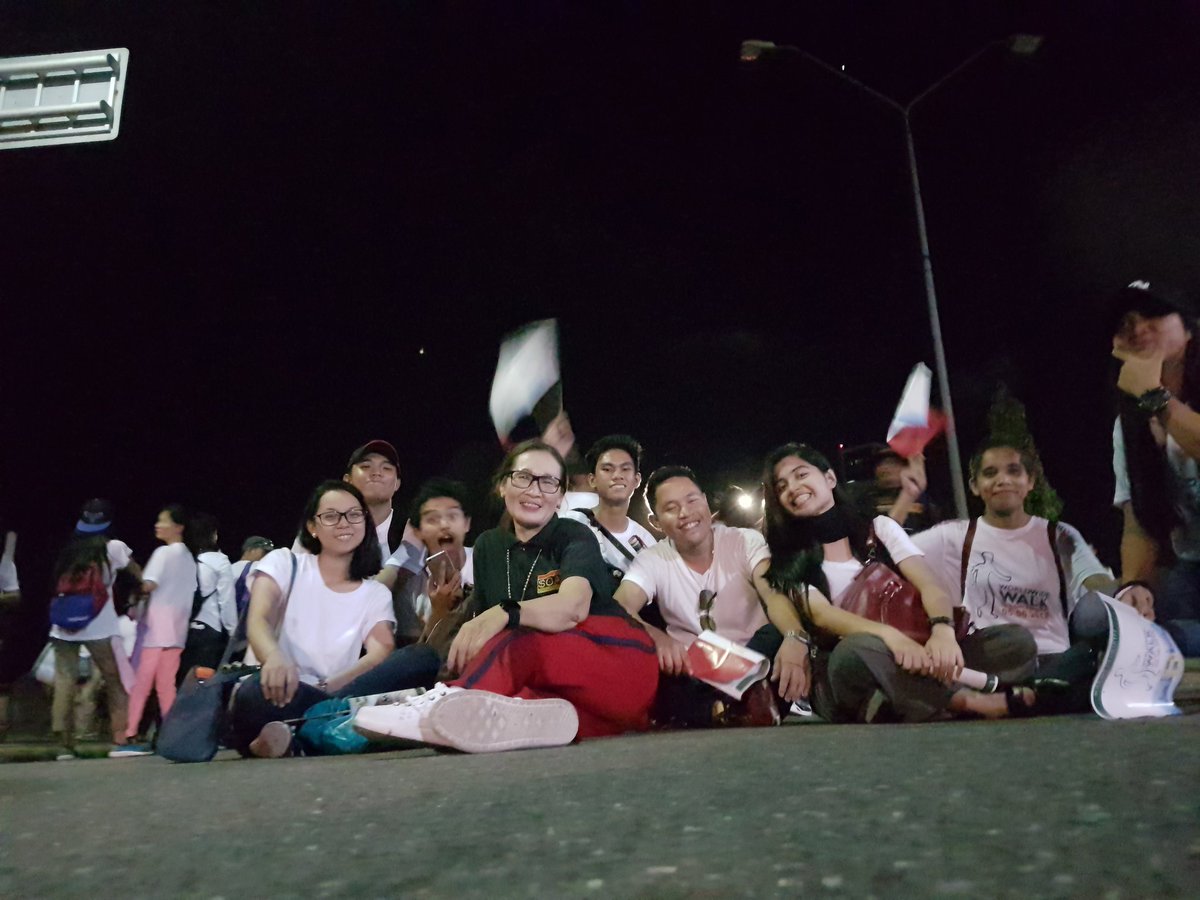 meBurning27's tweet photo. Cebu City Kadiwa Goals 😍😍
1 with EVM🇮🇹
@NorhizaJ
 @IGN
#INCwalktofightpoverty https://t.co/RWK0nBGjQs