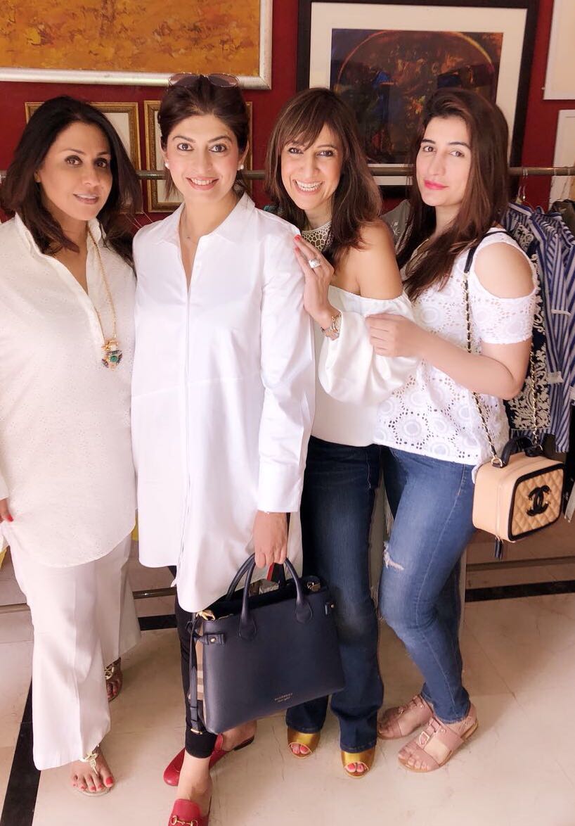 Fab_fablogger's tweet photo. Highlights from the summer exhibit by @sublimebysara at #Islamabad today! #SaraShahid #Fashion #Exhibition #SublimeBySara #readytowear #retailtherapy https://t.co/wZYSZg2aWj