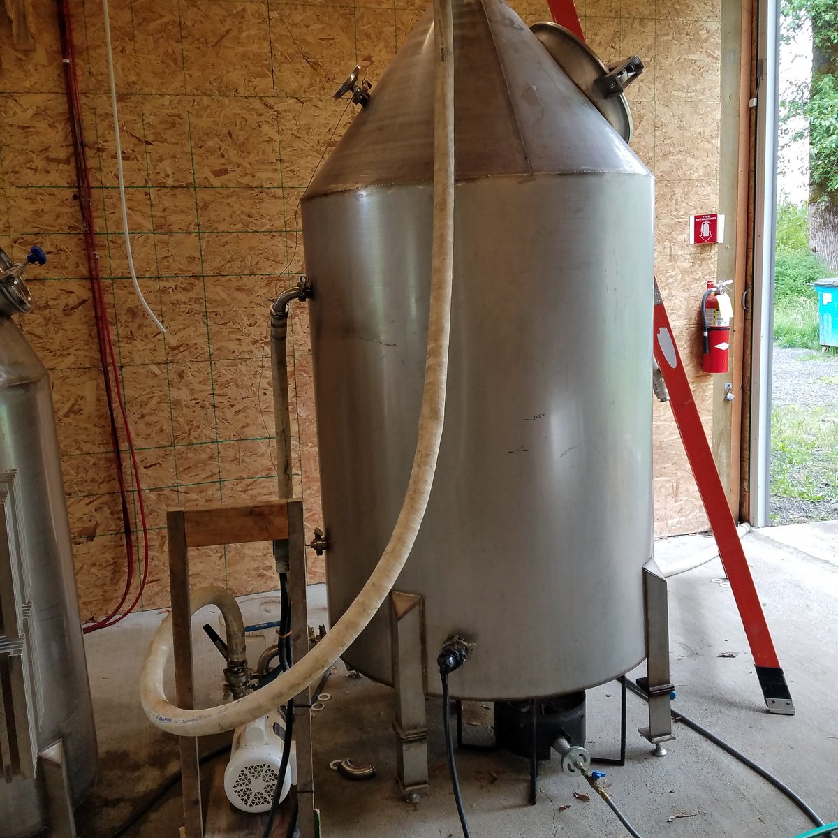CRDistillery's tweet photo. A little cip today. Will be mashing in tommrow 
#CowlitzRiverDistillery #crd #toledowa #craftdistillery https://t.co/S29MEpgLzk