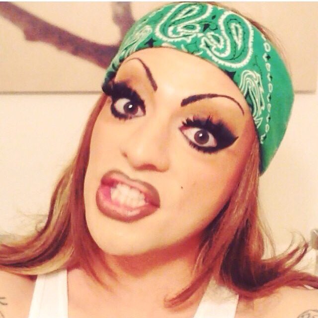 AllusiaToGo's tweet photo. It's National Chollusia Day.
#chola #drag #dragqueen #allusia #sharpie #MyEyebrowsAreLiterallySharpie https://t.co/rqgH5rZ9DV