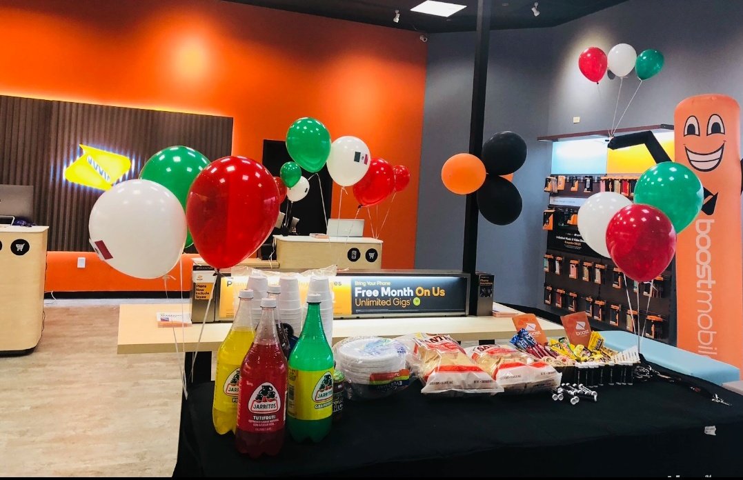 SBCprepaid's tweet photo. #cincodeboost from concord mills, Salisbury,  and n cannon 😎😍🎉🎉🎉🔥 celebrating cinco de mayo the right way !!! @FrankDeleon_VIP @SamBSPG @ssweet1122 @christrippVIP https://t.co/LRv5WE85VU
