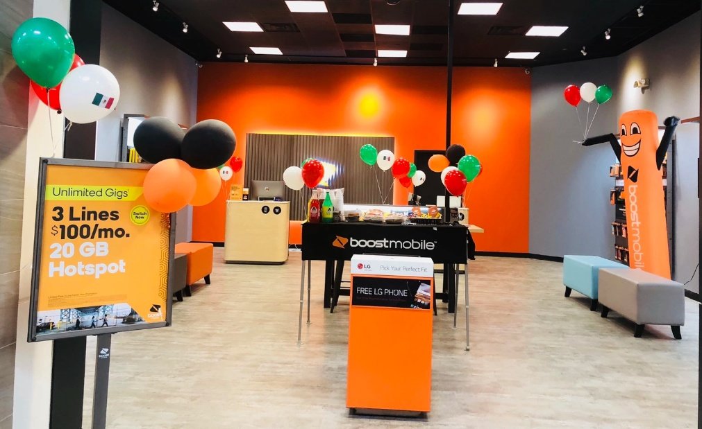 SBCprepaid's tweet photo. #cincodeboost from concord mills, Salisbury,  and n cannon 😎😍🎉🎉🎉🔥 celebrating cinco de mayo the right way !!! @FrankDeleon_VIP @SamBSPG @ssweet1122 @christrippVIP https://t.co/LRv5WE85VU