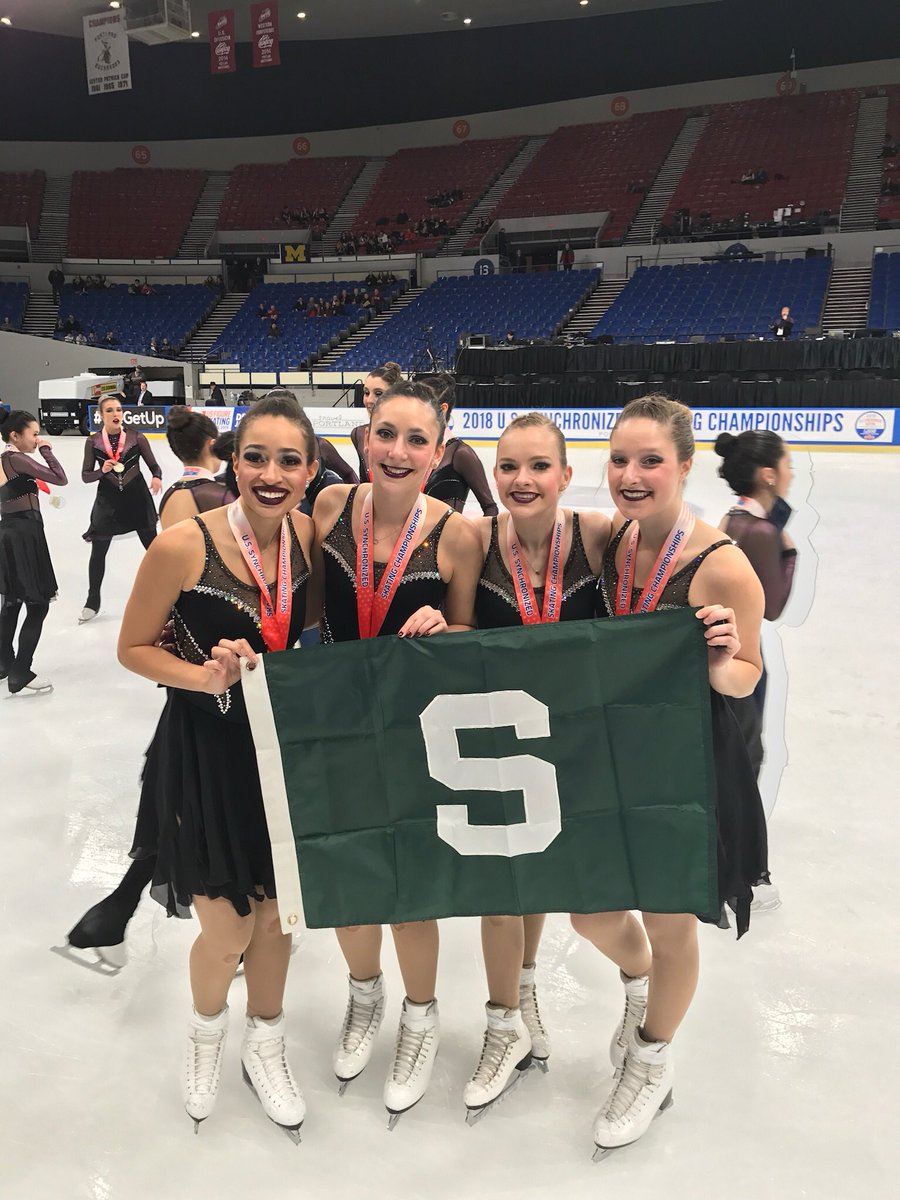 MSUSynchro's tweet photo. Congratulations to our seniors graduating this weekend!! We are SO proud of you and know you will all do great things in the future!! GO GREEN πππ
#MSUSST #SpartanFamily https://t.co/3UugOcLa4z