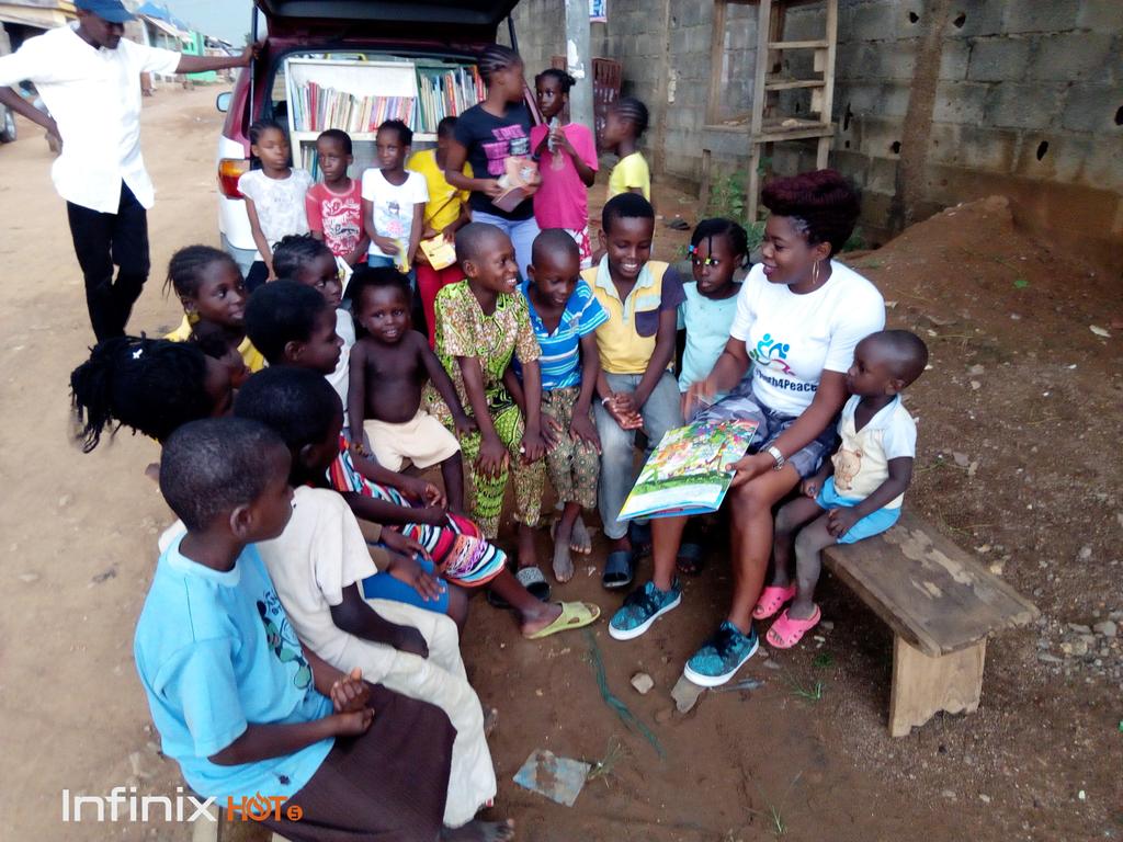 ireadnetwork's tweet photo. In celebration of Mandela Washington Fellows Day across Africa today, iRead Mobile Library drove behind the dump site in Igando community to readout to children living with disabilities and in disadvantaged communities. #MWFDAY #iReadAbility #nochildleftbehind #BeAChildAgain https://t.co/lNc8wZWYg7