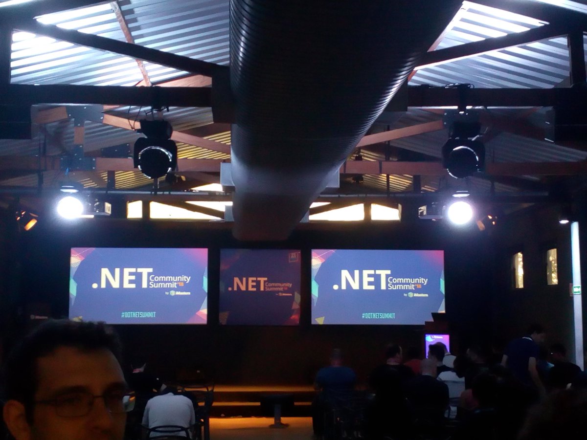 correiavictor92's tweet image. #dotNETSummit