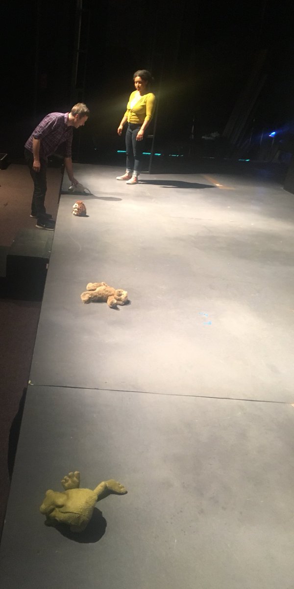 QuintessencePHL's tweet photo. Our director @Josh_Carpenter works with the luminous @lapetiteroi on a few of the characters she juggles in this show #PuppetsEverywhere #PandPQTG #ClassicsForward https://t.co/Bexsd3OAtm