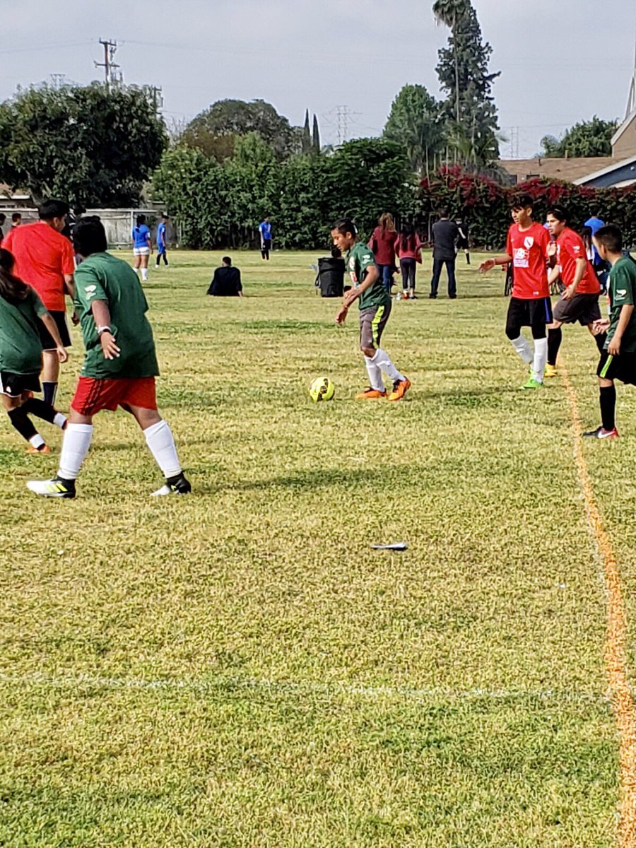 em_sfs's tweet photo. Another wonderful game day for #elmontesoccerforsuccess. @ussoccerfndn @DrMaribelGarcia @mtviewschools @cityofelmonte @Up2UsSports #soccerforsuccess #healthandwellness #mentoring #sbyd #potreroschool #durfeeschool #columbiaschool #gidleyschool #madridschool #kranzschool #25games https://t.co/XIhNgnRmEl