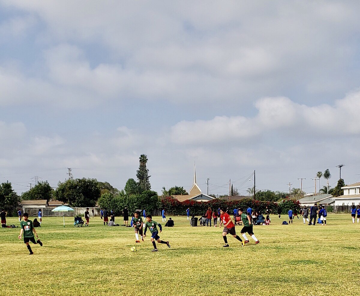 em_sfs's tweet photo. Another wonderful game day for #elmontesoccerforsuccess. @ussoccerfndn @DrMaribelGarcia @mtviewschools @cityofelmonte @Up2UsSports #soccerforsuccess #healthandwellness #mentoring #sbyd #potreroschool #durfeeschool #columbiaschool #gidleyschool #madridschool #kranzschool #25games https://t.co/XIhNgnRmEl