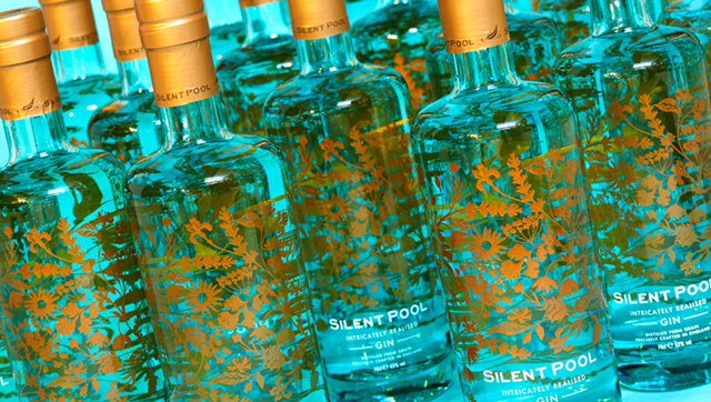 WINNER ANNOUNCED: The winner of Elmbridge Ladies Club's prize giveaway for a bottle of Silent Pool Gin has been randomly selected.  Congratulations to <a href="/SuzanneCoxhill/">Suzanne Coxhill</a> we will be in touch soon!  Thanks to everyone for entering our first giveaway. 👏😀 #Elmbridgeladiesclub