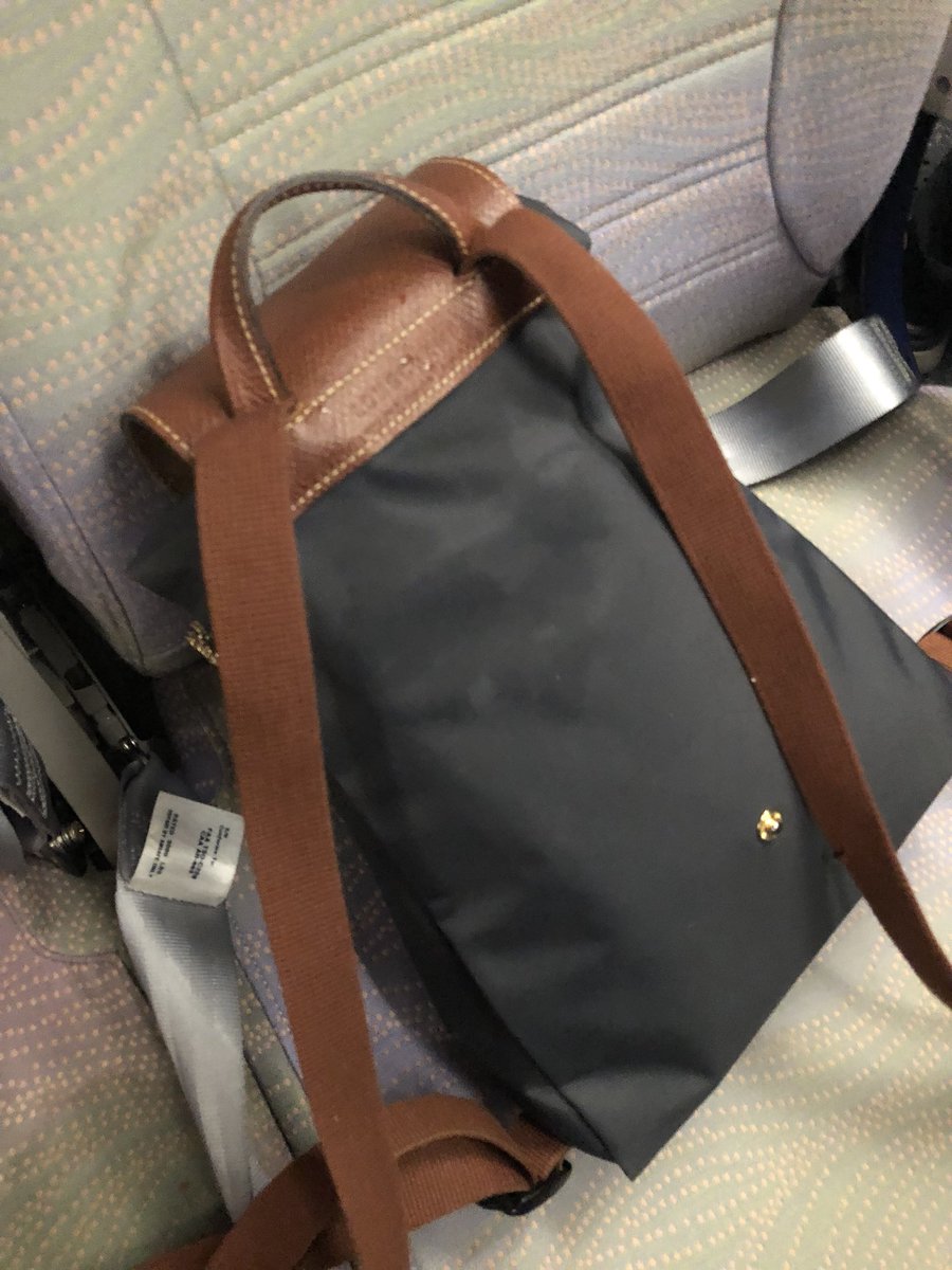 DaisyHickling's tweet photo. Fly with @emirates you get a free shower when you land, and your luggage does too 🤦🏼‍♀️ #notcool https://t.co/mPCe58tuyR