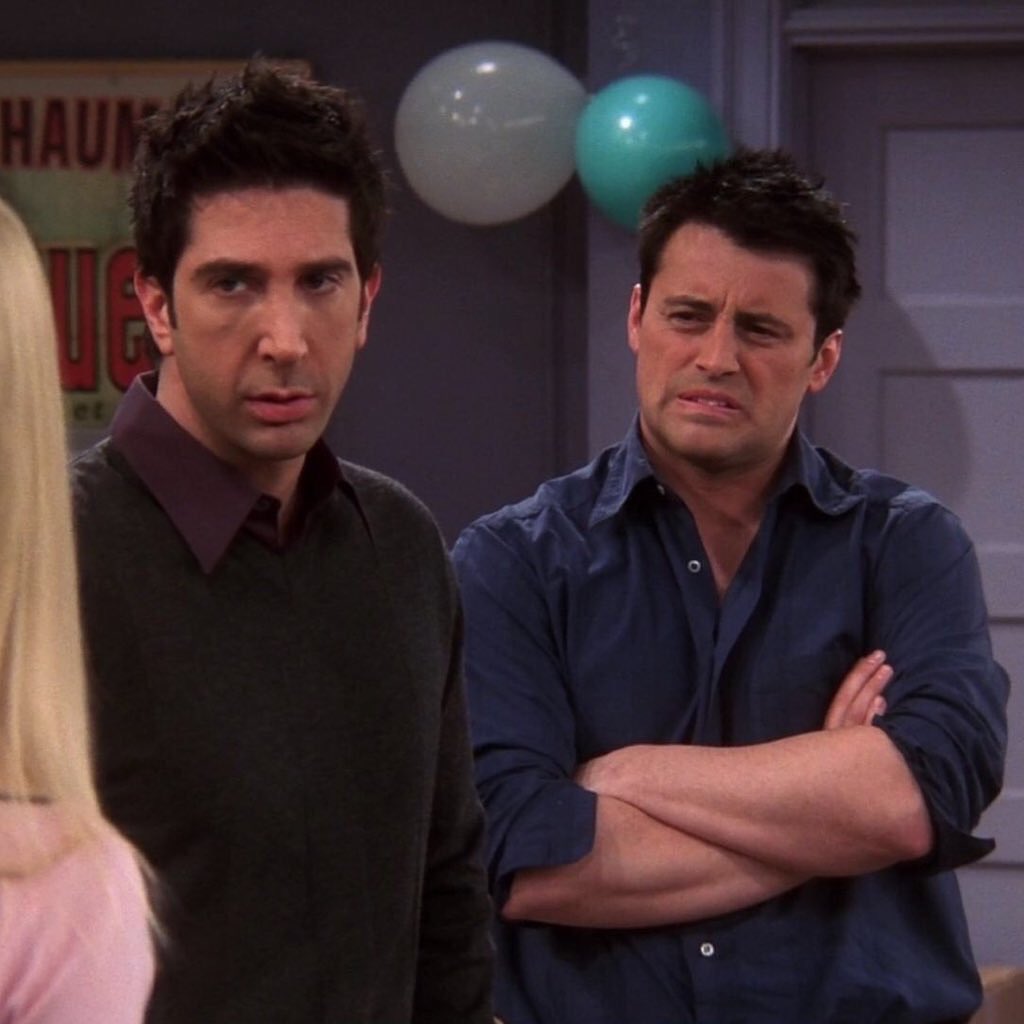 FriendsReruns's tweet photo. PHOEBE: Do you know how many hot guys there are in Paris? It's a city of Gunthers! https://t.co/ujqdg3Eecb