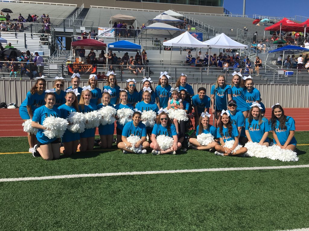 LSumrall72's tweet photo. https://t.co/ek5anY70kM.ever. Cheering for all the amazing athletes at the Special Olympics!!! #proudtobearaider
#1RoUSe 🎉🤞🏻❤️ https://t.co/Yci1ChXIP0