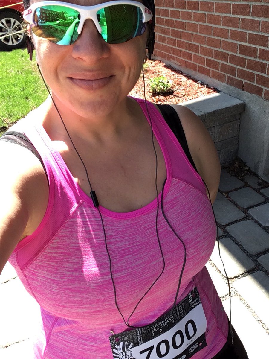 Polluxe's tweet photo. 7km pour les maladies rares #Cplz2018 #RunningForRare #CourirPourLesZebres #FondationSimonLeZebre #equipeformidable #courezottawa2018 #zizuoptics https://t.co/nrrY2dkS7O