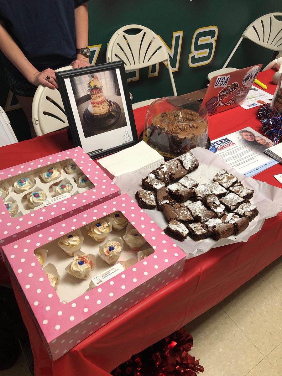 TCARavens's tweet photo. We’ve also got some yummy treats for you to purchase at the 3-on-3 basketball tournament @RavenscroftNC 🏀 These homemade brownies and cupcakes made by Cake Designs by Luisa are delicious :) @TeenCancerUSA https://t.co/06ZvMwejGh