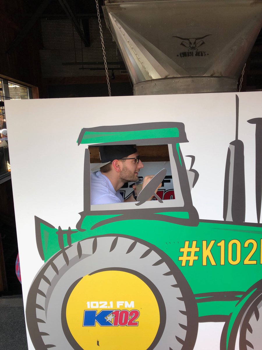 KujKeep's tweet photo. #k102kenny @k102 https://t.co/l93lMtVA2S