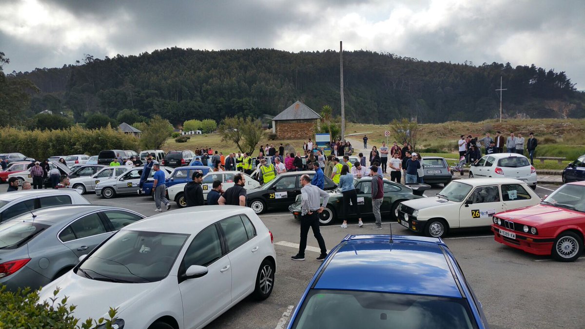 TurismoVicedo's tweet photo. Hoy recibimos la visita en la playa de Xilloi del I Rally #ClubClasicosViveiro

#OVicedo #Rally #Coches #Car #Voitures #Clásicos #Classic #Classiques #Motor #Moteur #Actividades #Playa #Praia #Beach #Plage #Xilloi #Buentiempo #NiceWeather #BonTemps #AMariñaLucense #Lugo #Galicia https://t.co/vn093JoAra