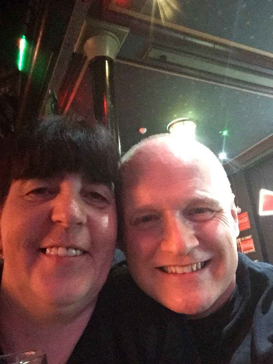 petewilson64's tweet photo. Great night in Cardiff @coyotecardiff before tomorrow’s game @ReadingFC  v @CardiffCityFC  Come on You Royals !! #URzzz!! https://t.co/B0MWficm22