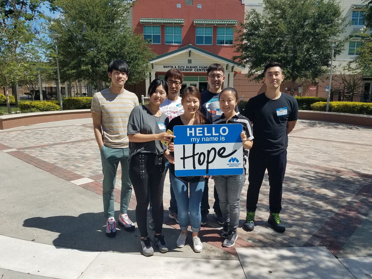 MetroMaria1972's tweet photo. Let's hear it for our faith partners from @nuevavidawc, @LOLUMC_YOUTH, and @tkumc for joining us to serve on this beautiful Saturday! Together, you all made an impact by serving for a total of 370 hours in the two shifts you all were here! Thank you all for coming to #BeHope!💙🕆 https://t.co/03MZbzfLHm