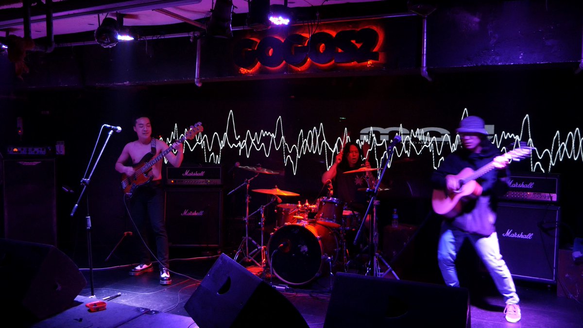 southkoreaindie's tweet photo. [2018.04.29] 써칭포소울드러머(Searching for soul drummer) Full Live 4K @GOGOS2
https://t.co/ZXUuYiUGxB
#써칭포소울드러머 #Searchingforsouldrummer #sfsd #gogos2 #고고스2 #g2 #koreaindie #koreanrock #korearock #koreanband #koreaband #krock https://t.co/1M8bHB2zt9