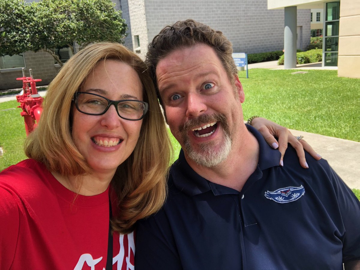 FAUCaneInstitut's tweet photo. We are so Thankful that Principle Bees came out to support our students. #BestPrinciple #STEM #ScienceOlympiad https://t.co/U4iY2z5E4i