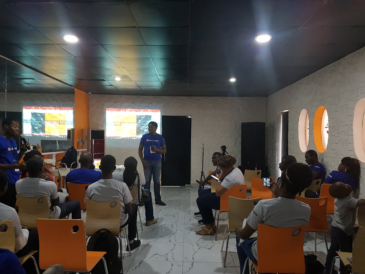 edeanijames's tweet photo. Local Guides Forum 18 had so much fun meeting these amazing guides! Trips!!

#lagoslocalguides #localguides #google #lagosforum #localguide #letsguide #GoogleMaps #LagosOnTheMap #LLGFORUM2018 https://t.co/OgPLkk5IpB