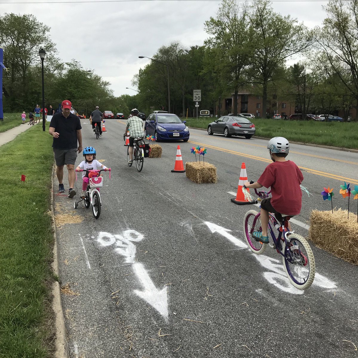 tooledesign's tweet photo. We had a great time with @thehorizonfound showing how Howard County streets can become safer, more enjoyable places to walk and bike. See you next year? #tacticalurbanism #OpenStreetsHC https://t.co/9MdCg8OM15