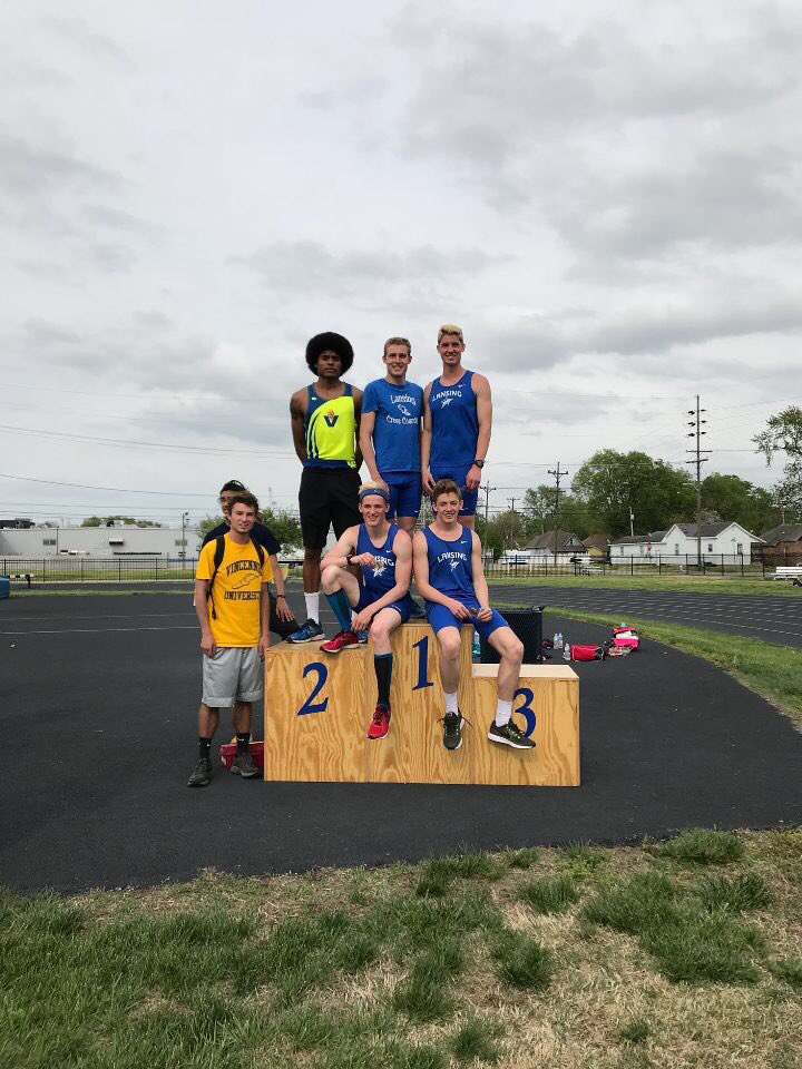 lcc_xctrack's tweet photo. Men's 4x800 Relay takes home the W https://t.co/u6Uw8lYSiu