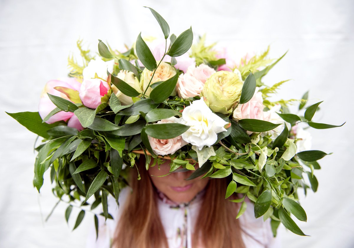 StephChambers76's tweet photo. Hats from the 20th Annual PNC Pittsburgh Parks Conservancy Spring Hat Luncheon. (Steph Chambers/Post-Gazette) #HatLunch2018 https://t.co/yykk8qDbOg